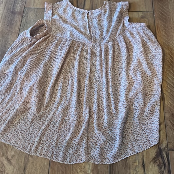 Molly Bracken Blouse Short Sleeve Flowy Floral Top - Picture 5 of 5